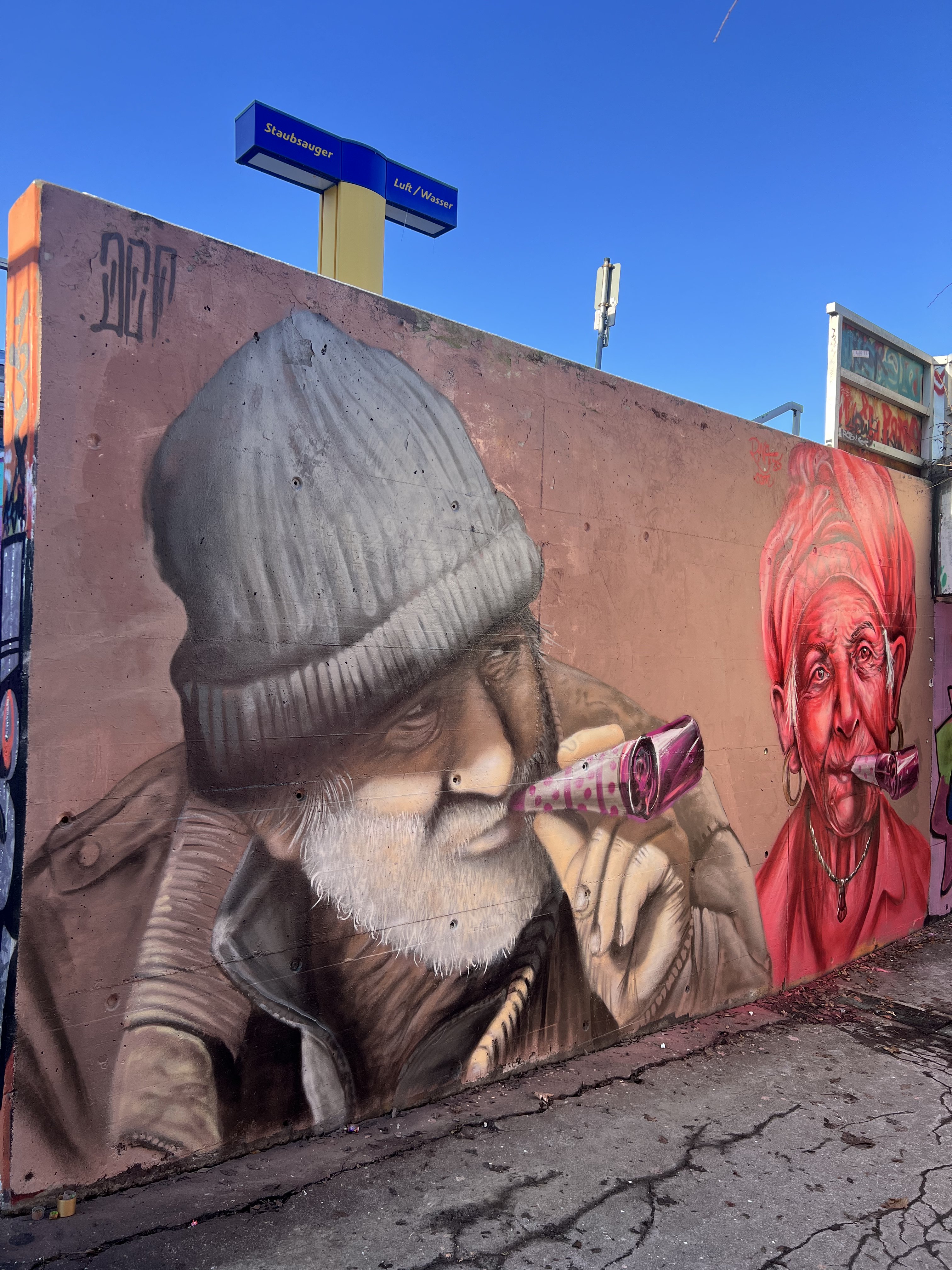 Def Notes Mural
